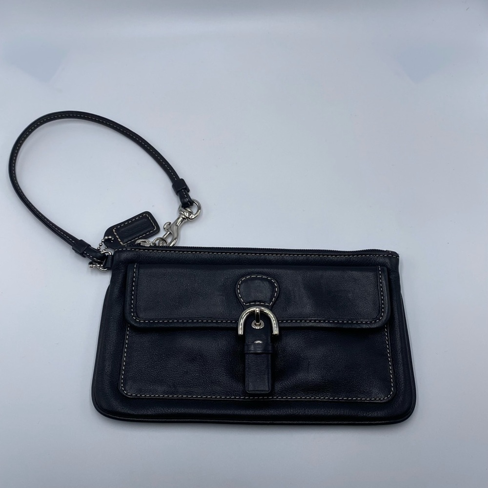 coach wristlet wallet